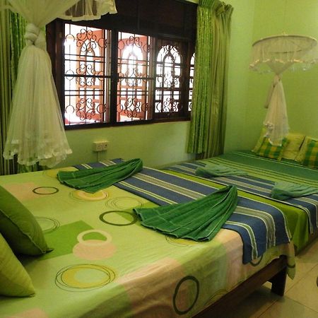 Henderson Airport Residence Negombo Exterior photo