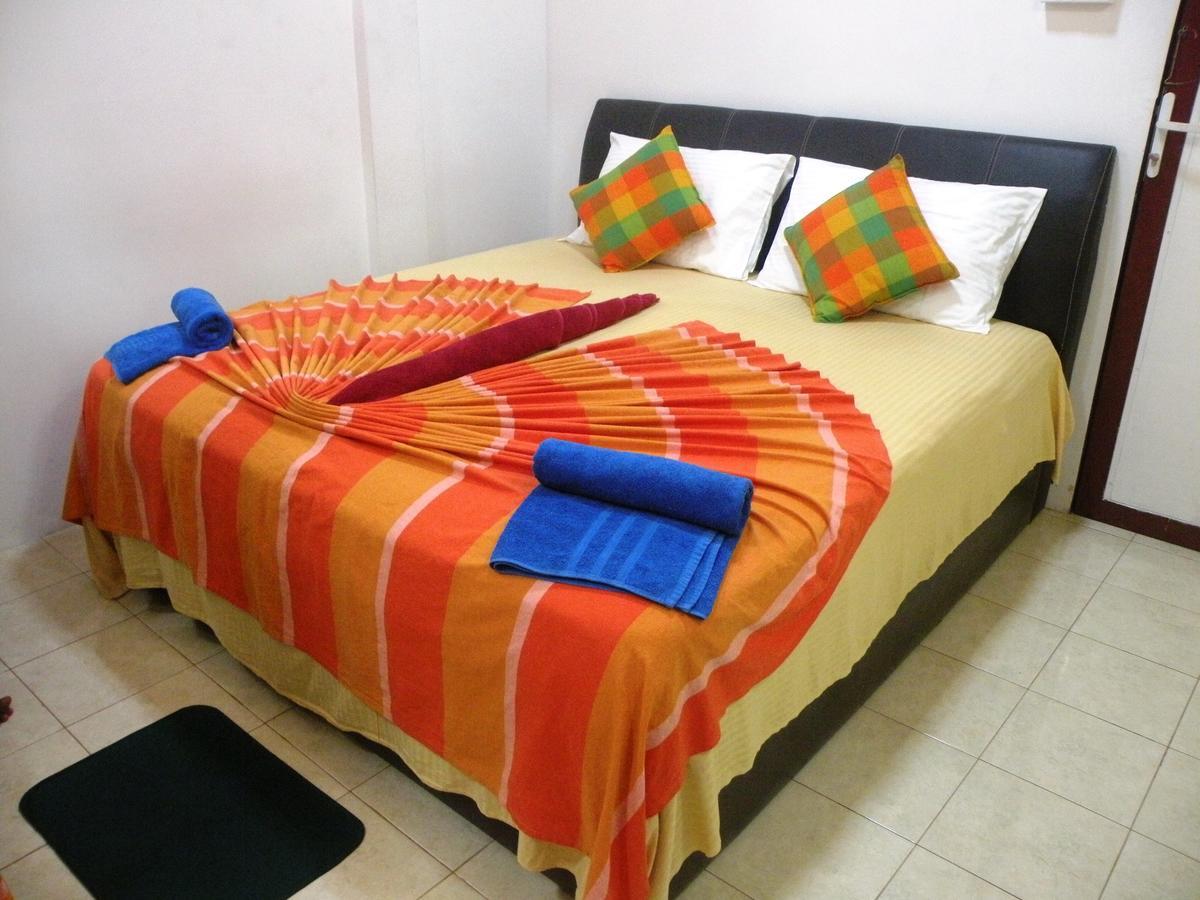 Henderson Airport Residence Negombo Exterior photo